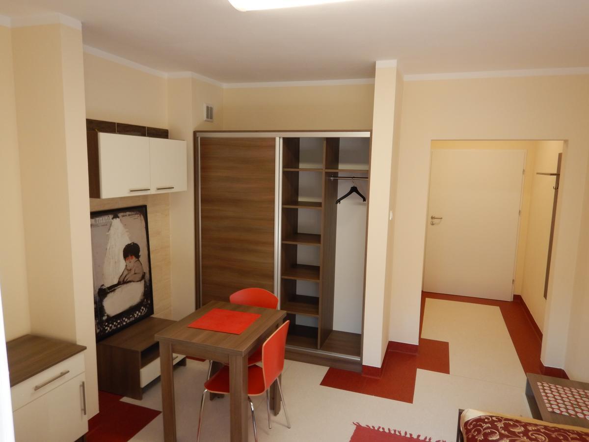 Hostel Sklodowska Люблін Екстер'єр фото