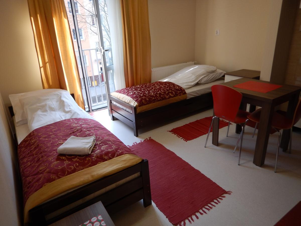 Hostel Sklodowska Люблін Екстер'єр фото