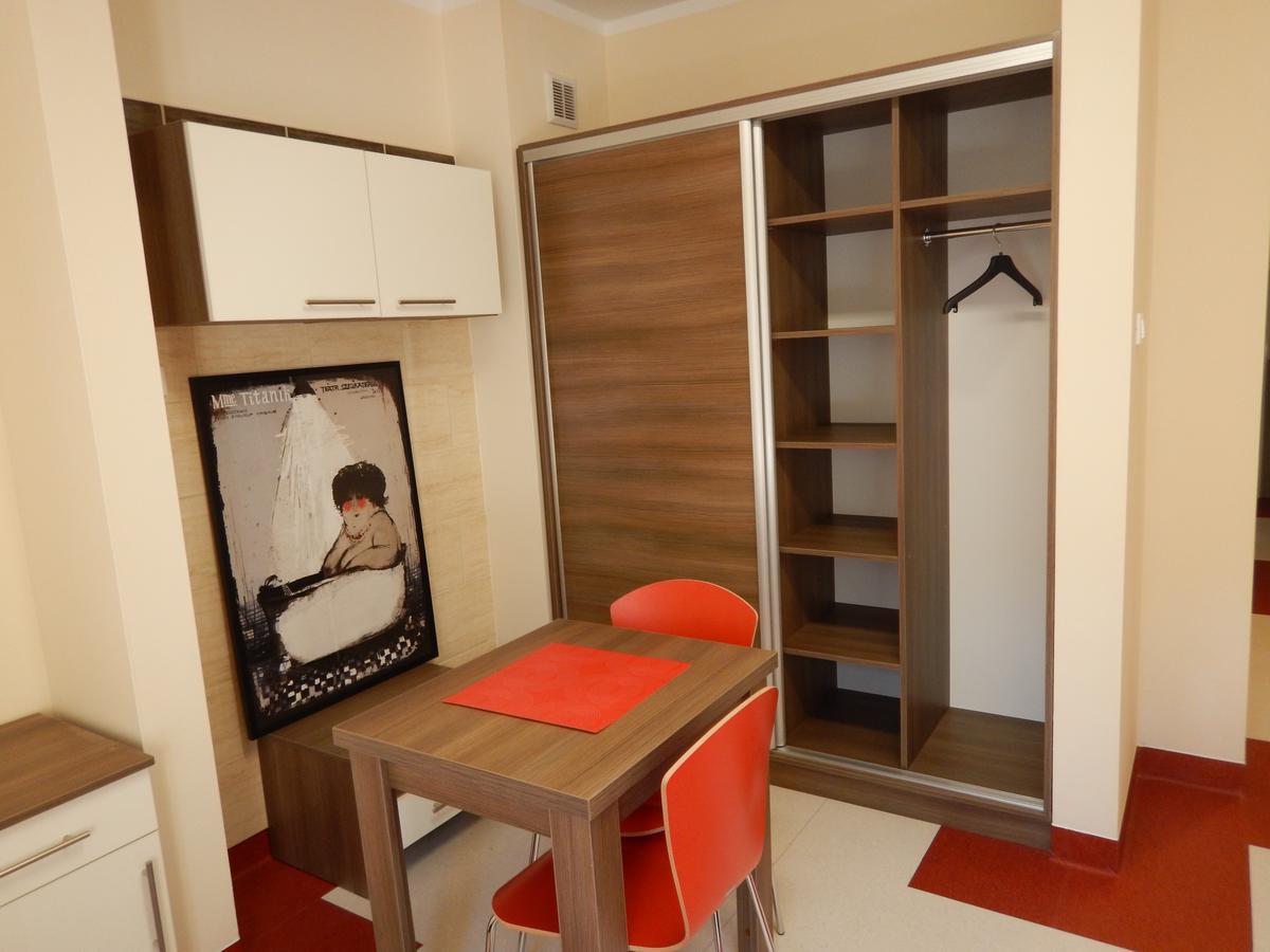Hostel Sklodowska Люблін Екстер'єр фото